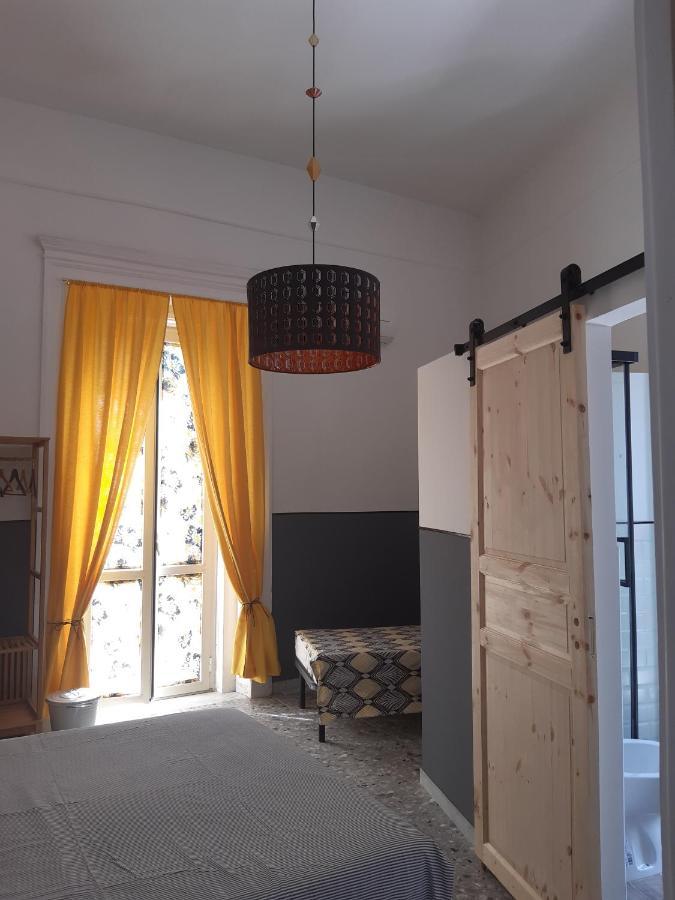 ナポリ Carafe'&Caraspe' Bed & Breakfast エクステリア 写真